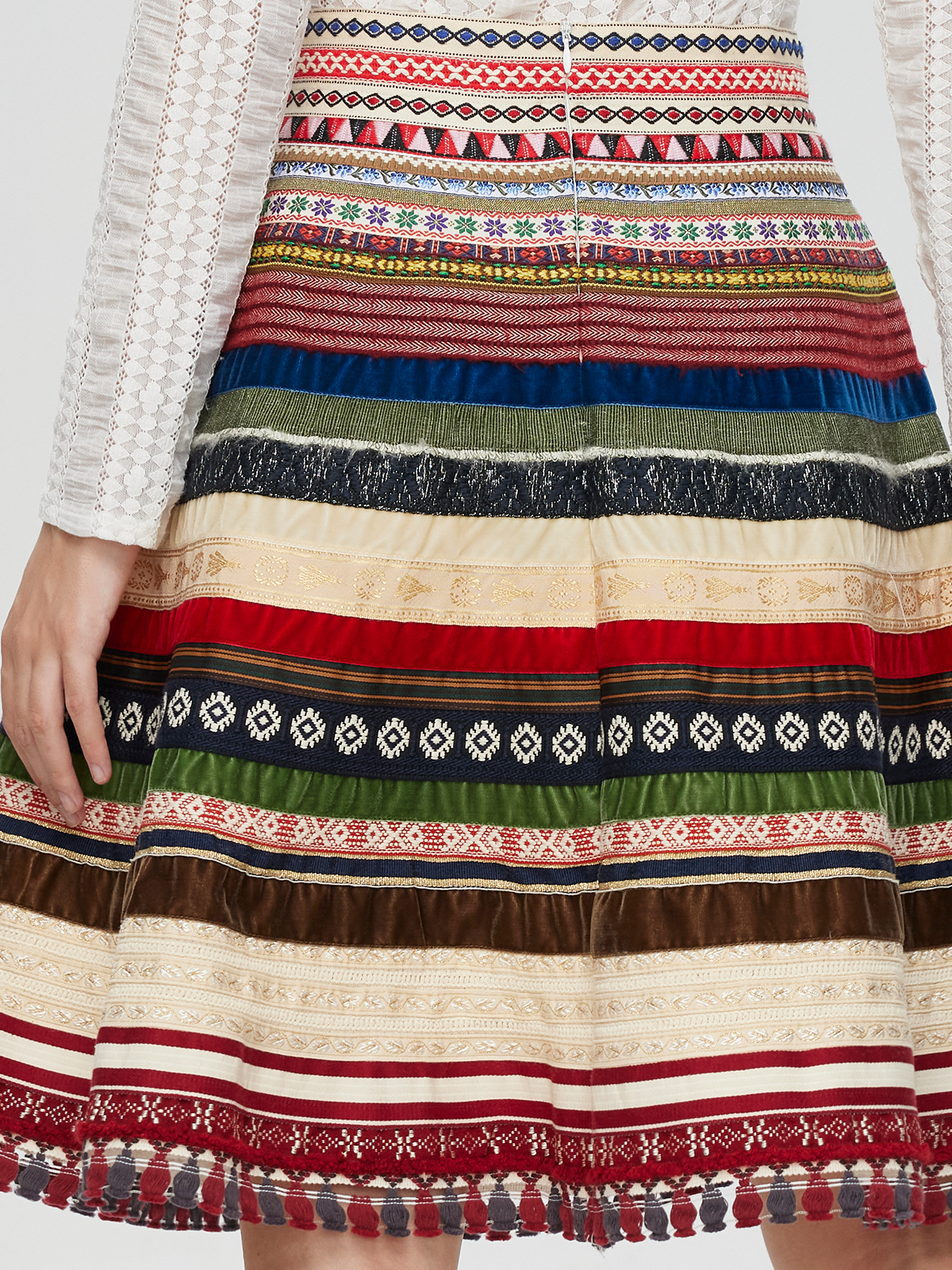 Dirndl schwarz samt in eleganter Ausführung