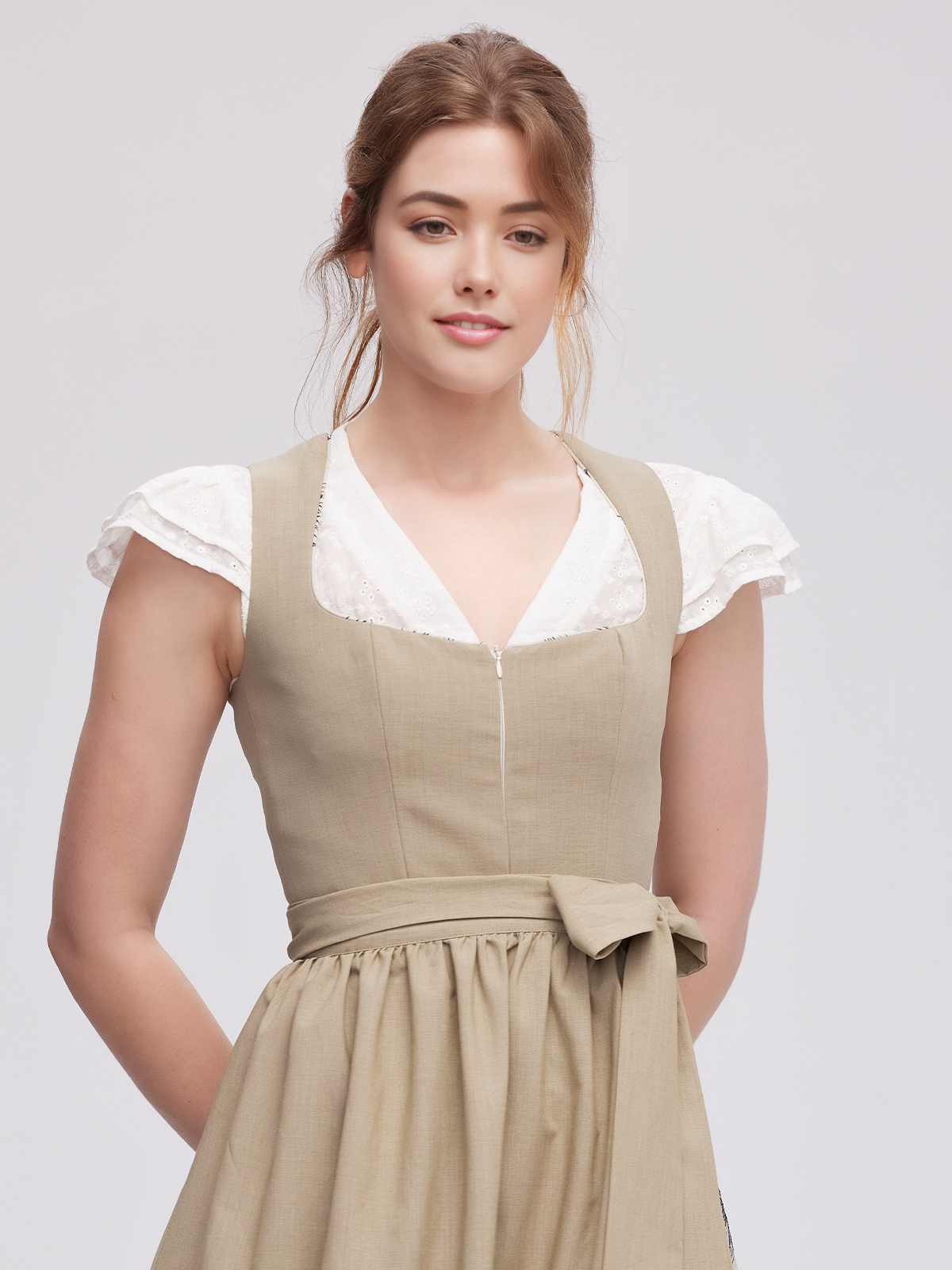 Dirndl in Grün