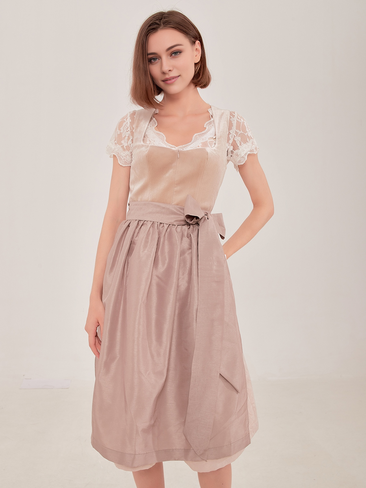 Dirndl Leder in Braun