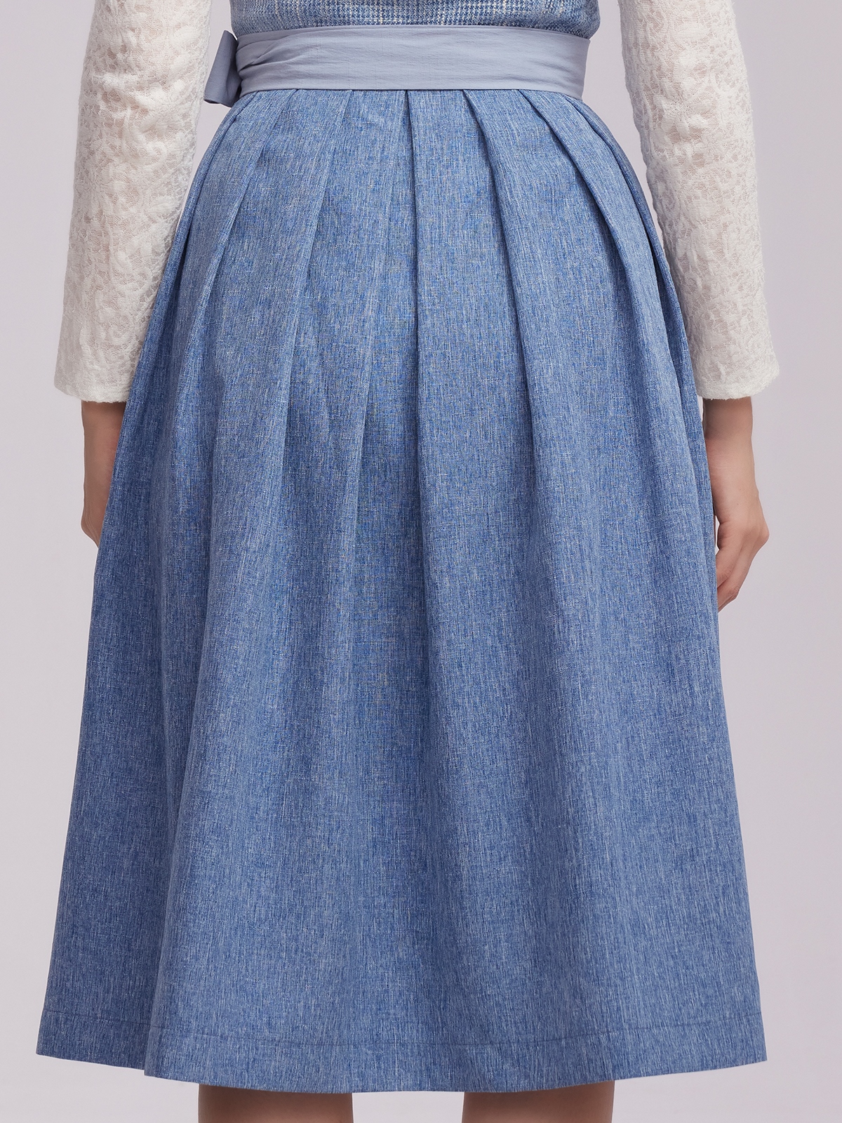 Dirndlbluse in Blau
