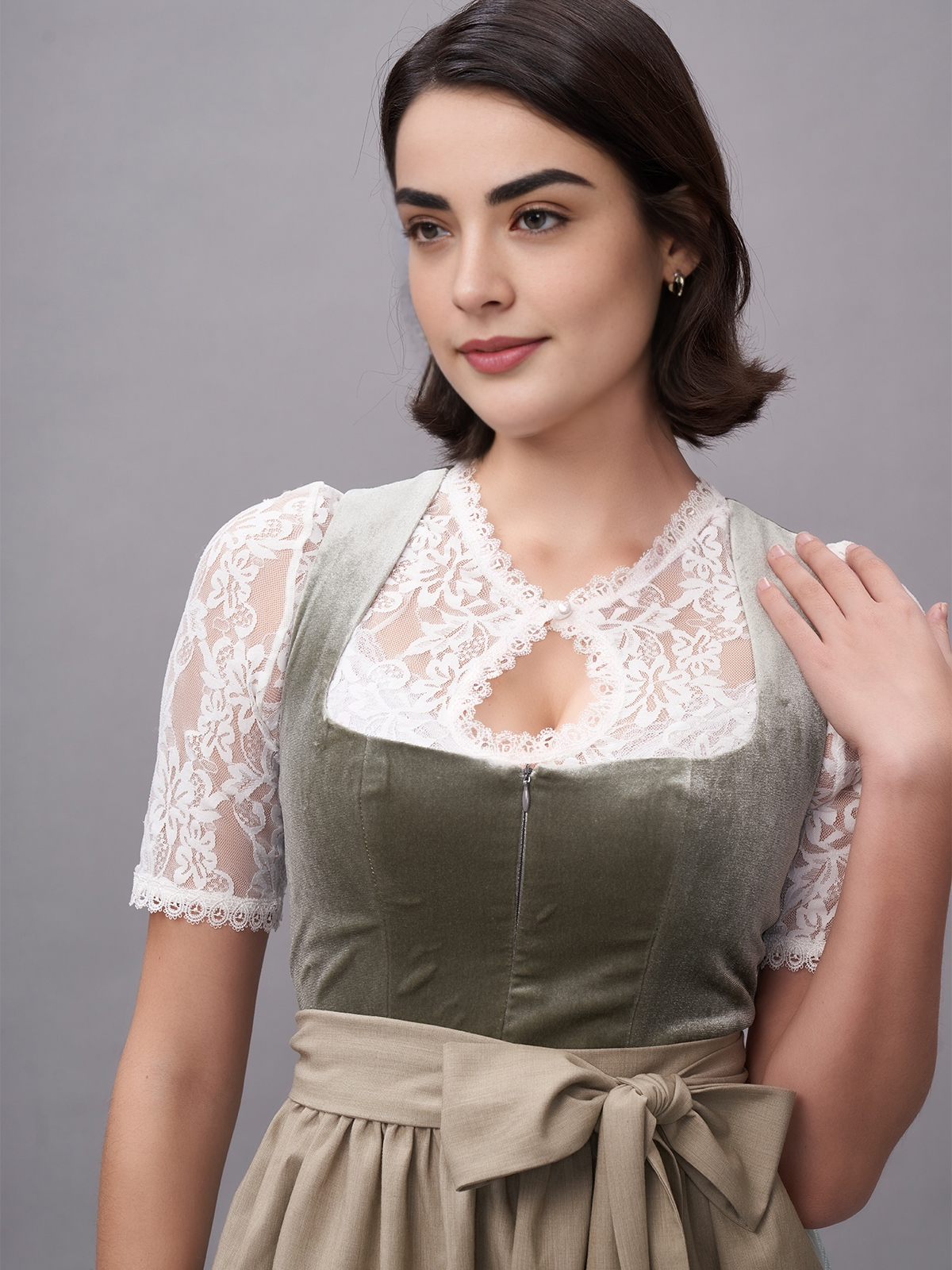 Dirndl in Grün mit modernem Schnitt