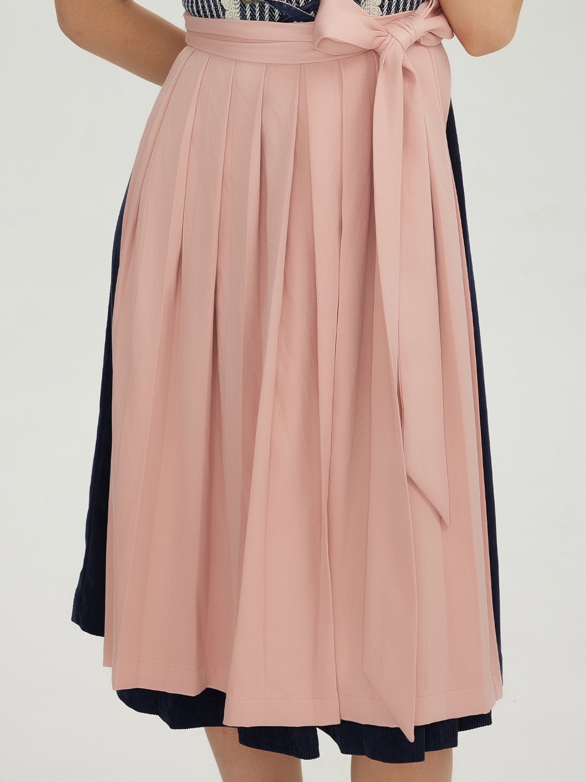 Dirndl Damen Grün in eleganter Ausführung
