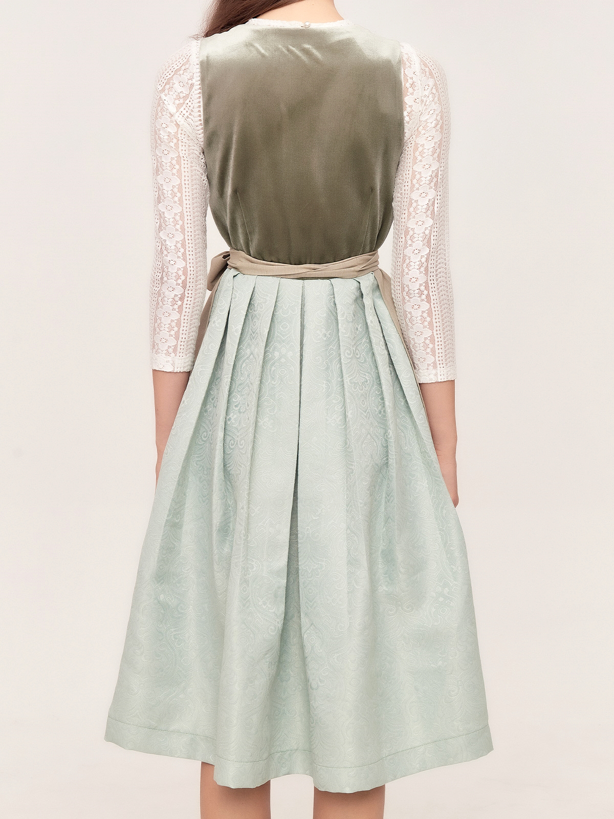 Modernes grünes Dirndl von Ehreer