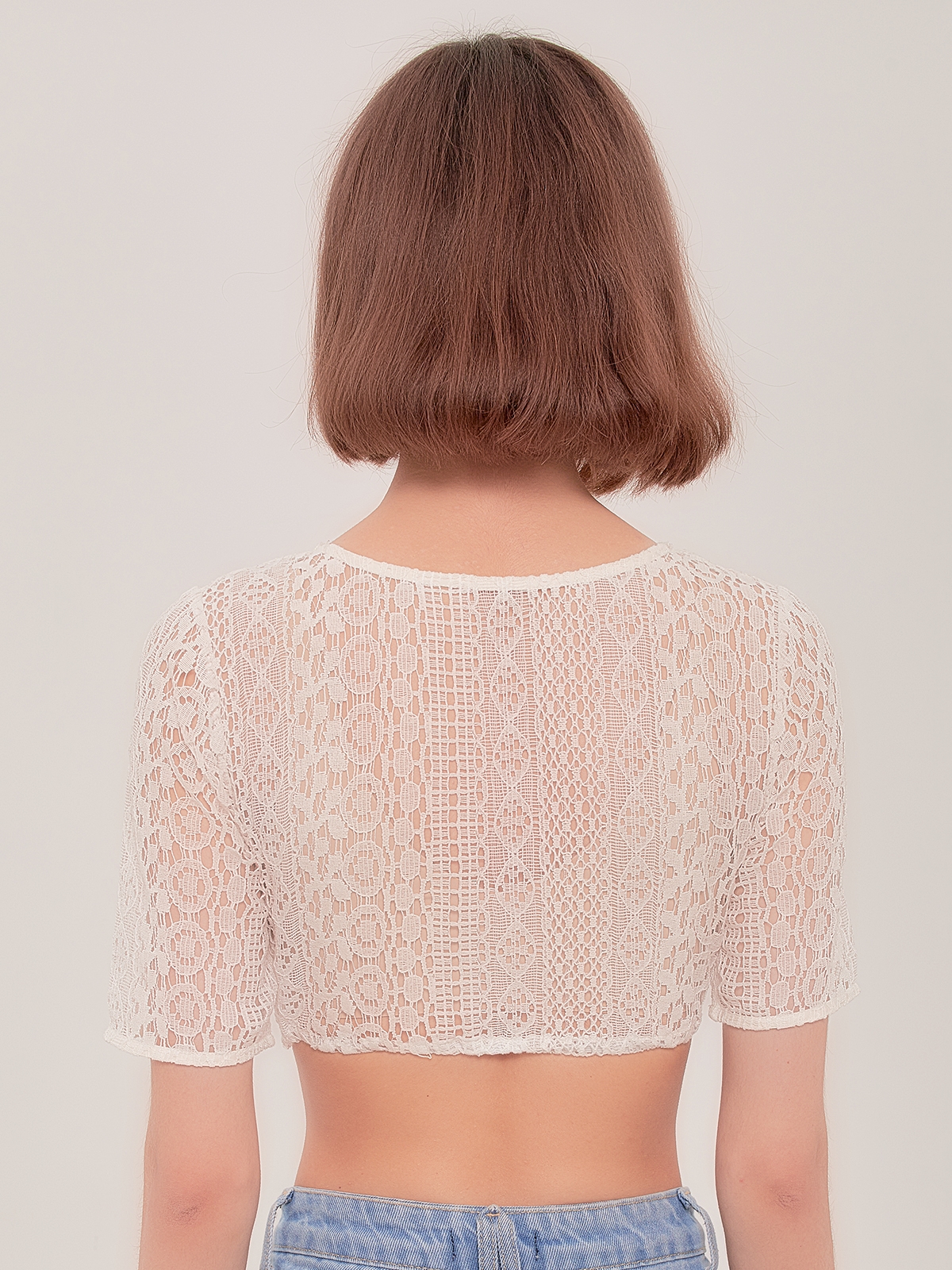 Modernes dunkelgrünes Dirndl mit weißer Bluse